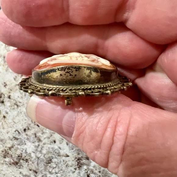 Antique Sterling shell cameo/pendant - Picture 8 of 11